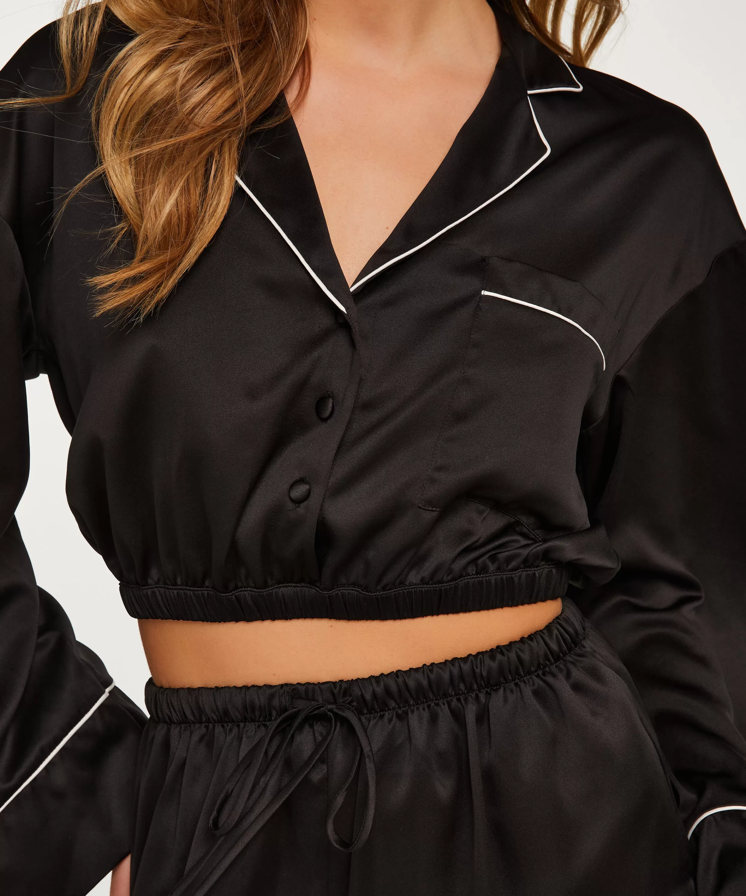 Hunkemöller Wasche<Langarmelige Cropped Fit-Jacke Schwarz